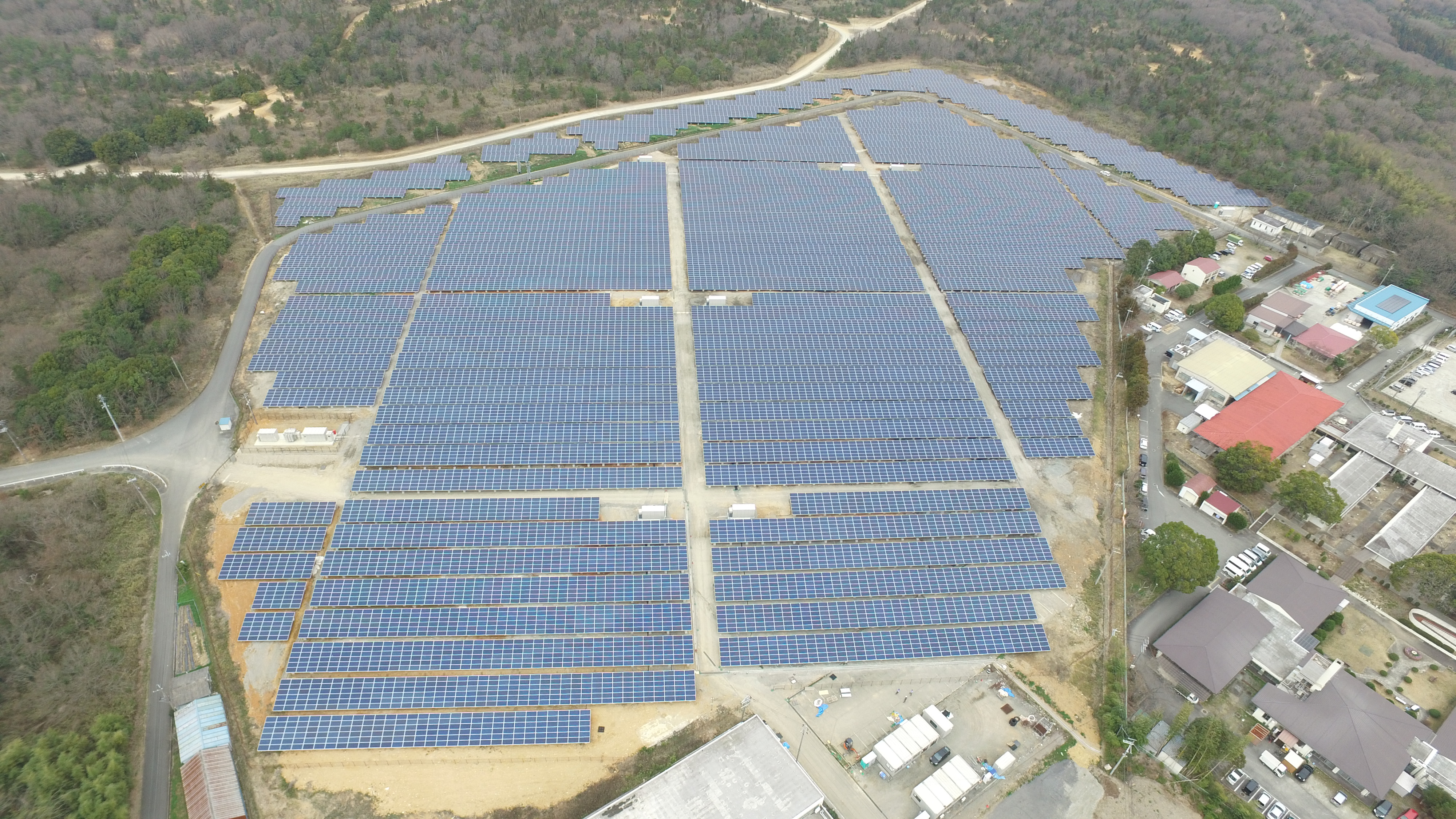 鳳青野ソーラーパーク_兵庫9.7MW.JPG