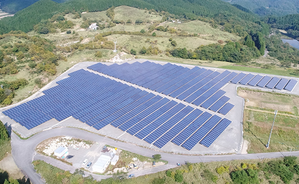 佐賀県 サンテックパワージャパン天山太陽光発電所