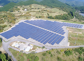 佐賀県 サンテックパワージャパン天山太陽光発電所