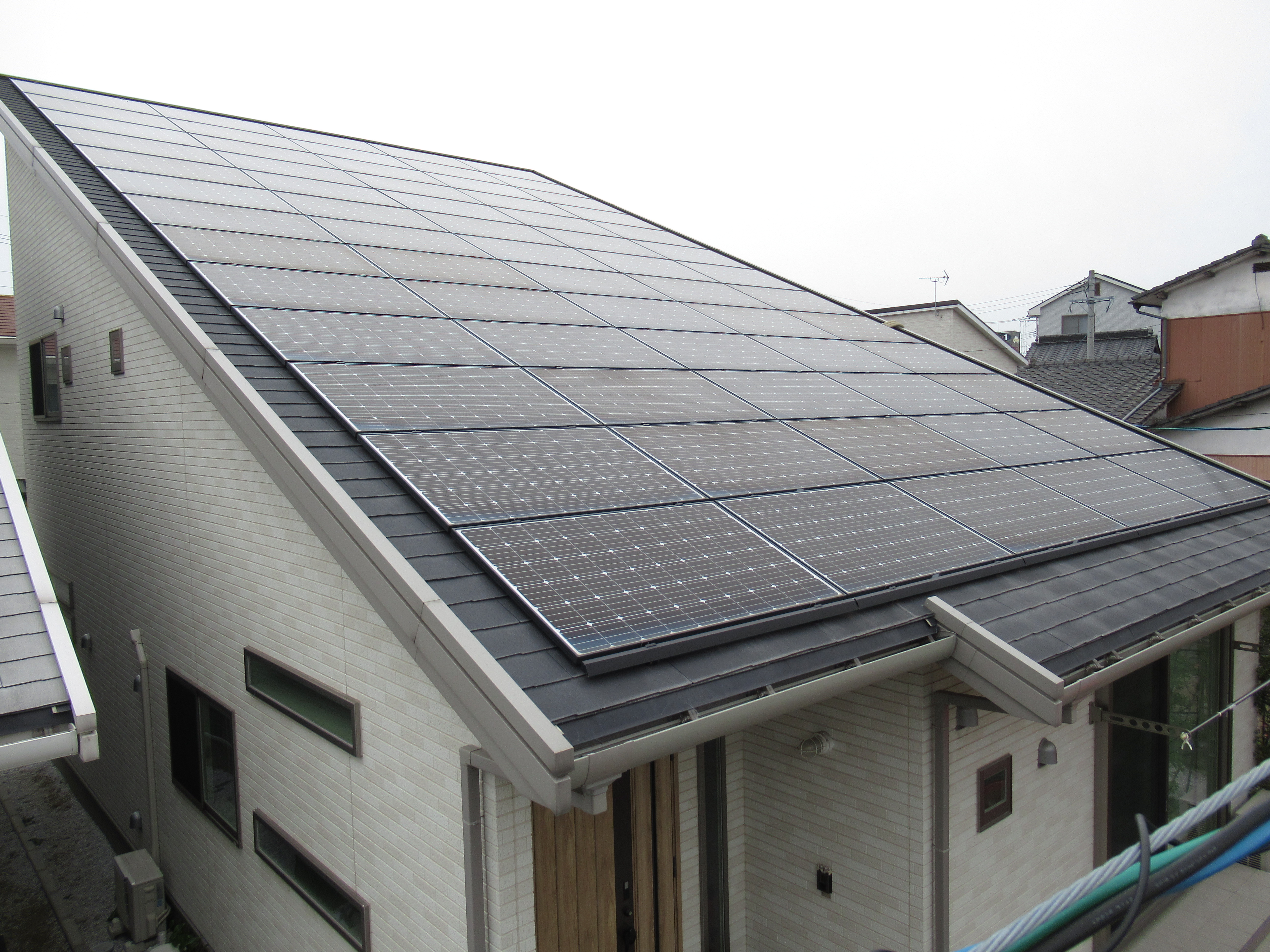 導入事例｜太陽光発電のサンテックパワー
