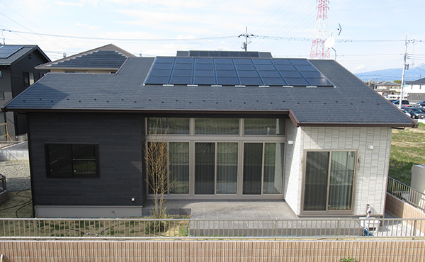 群馬県　4.64kWシステム　撮影協力：ミサワホーム株式会社